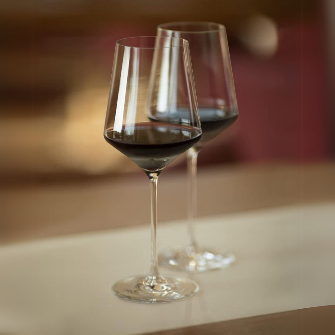 Kit: Compre 2 Sierra Batuco Vinho Tinto Chileno Carmenere e Leve 4 Taças VELVET de Cristal Titanium